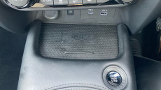 Nissan Juke 1.0 DiG-T N-Connecta 5dr Petrol Hatchback